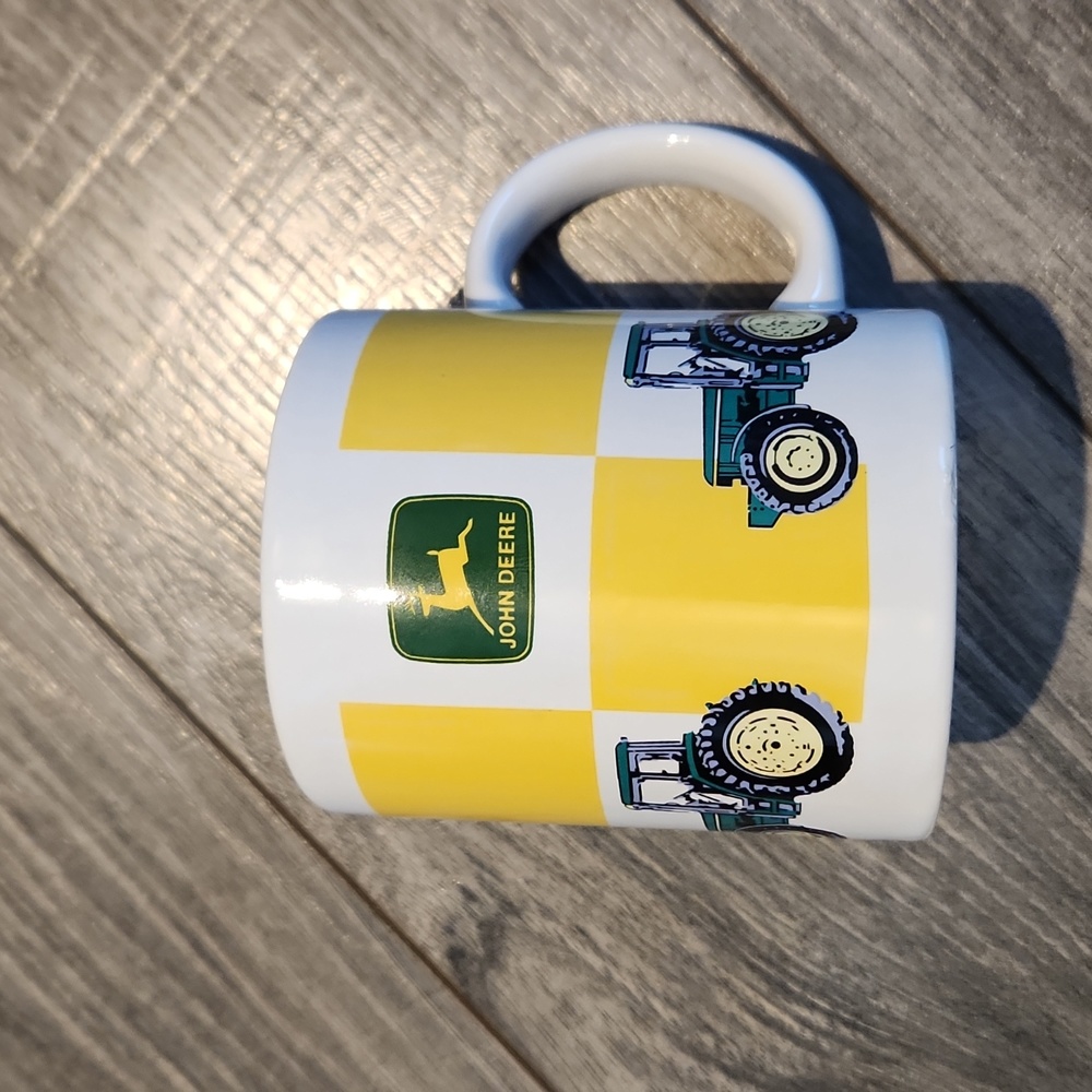 EUC John Deere Coffee/Tea Cup